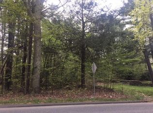 104 Turkey Hill Rd, Belchertown, MA 01007