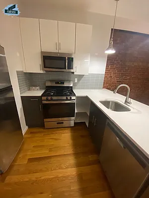 Rented by Fifth & Forever LLC | media 3