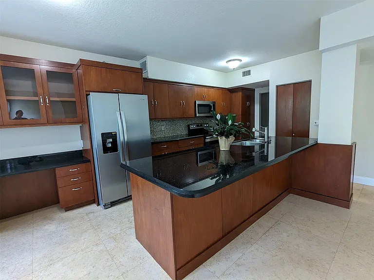 6966 W Sample Rd #6966 — Photo 2