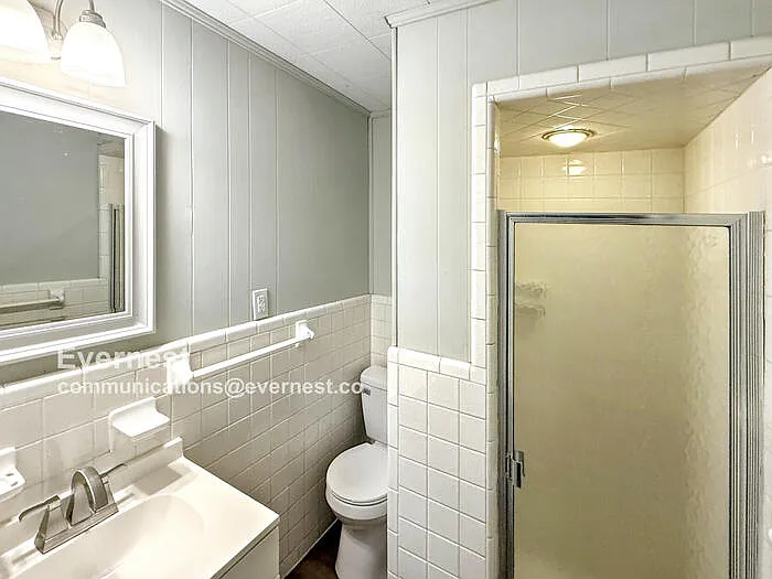 9825 Maple Ln — Photo 6