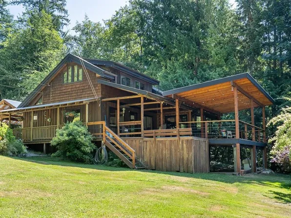 2931 Grauman Rd, Sunshine Coast, BC V0N 2W1