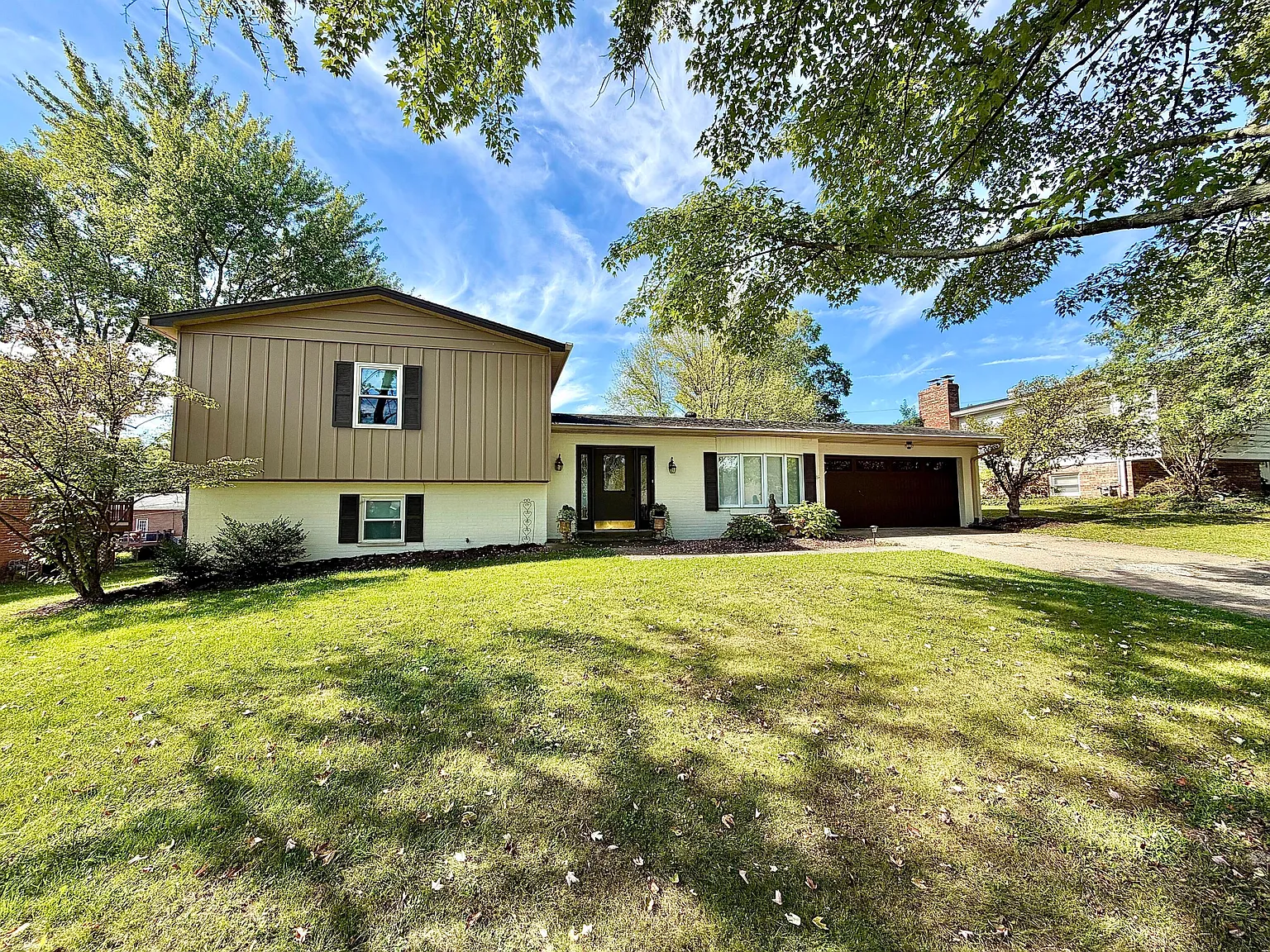 736 Jefferson Pl photo 1