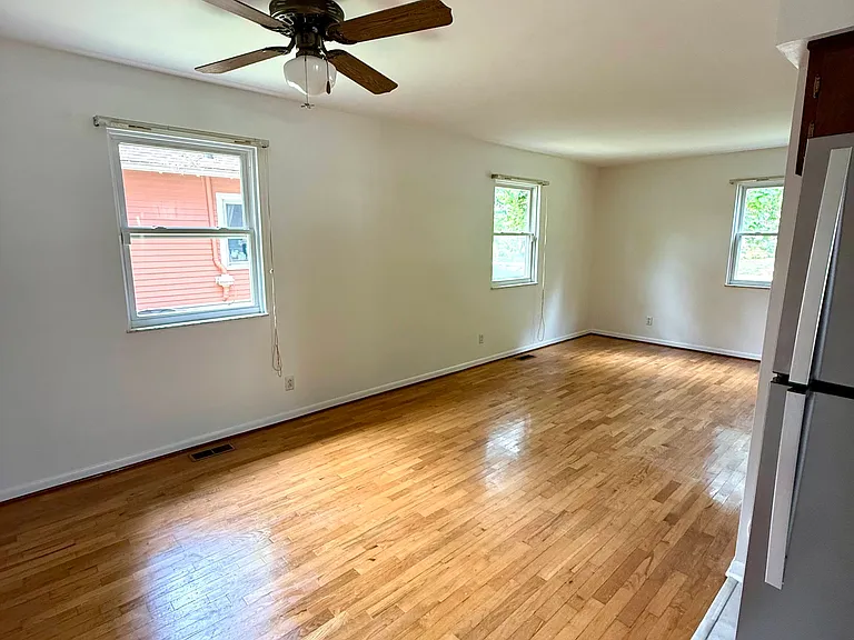 6031 Carrollton Ave — Photo 8