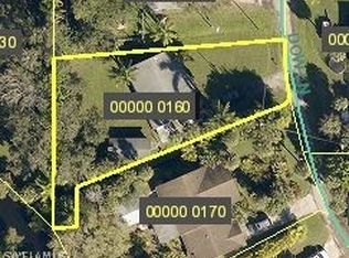 137 Dow Ln, North Fort Myers, FL 33917