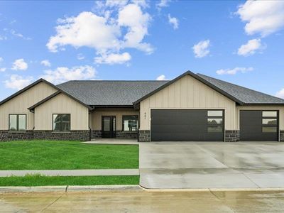 441 Gavin Cir, Peosta, IA, 52068