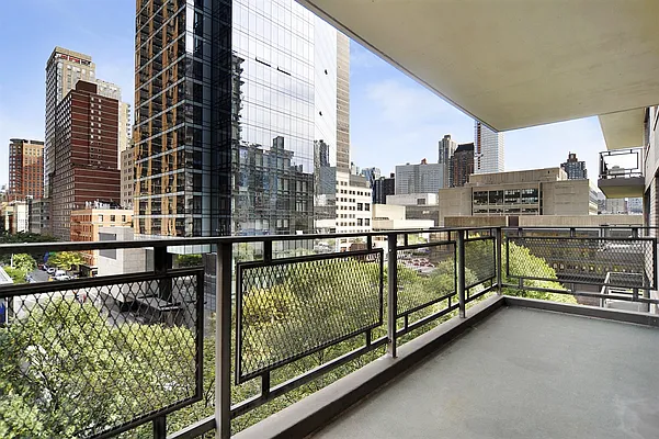 Sold by Corcoran | media 14