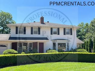 1907 S Ventura Ave, Springfield, MO 65804