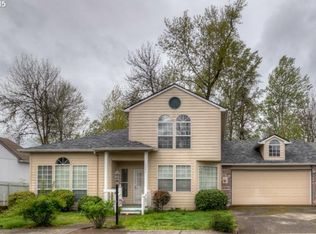 1377 Westbrook Dr NW, Salem, OR 97304