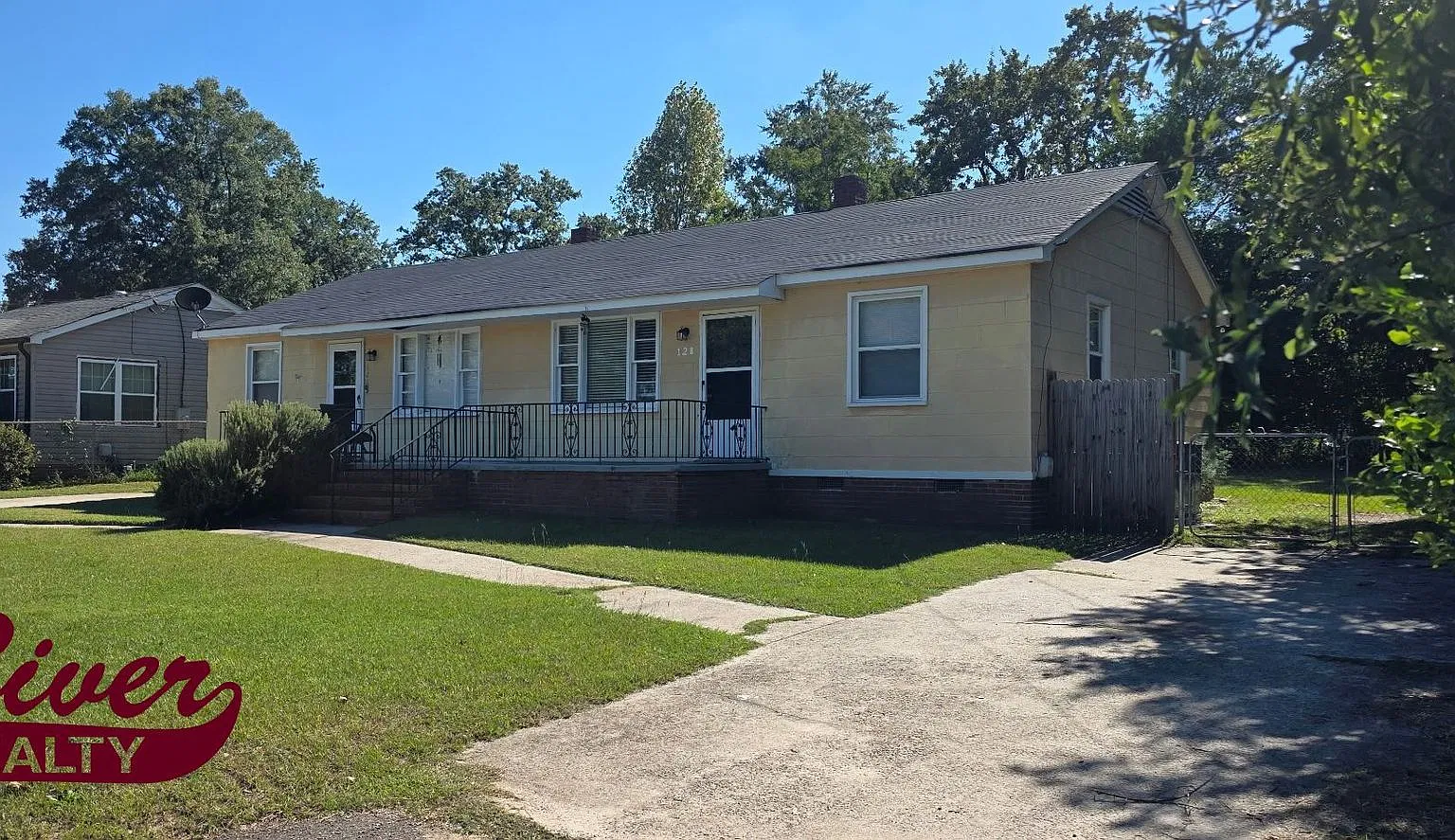2 Bedroom 1 Bath Duplex in North Augusta — Photo 1