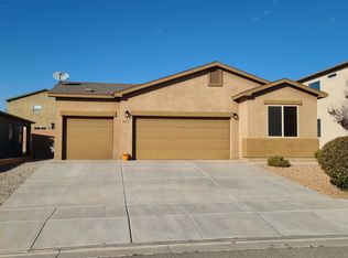 2831 Camacho Rd SE, Rio Rancho, NM 87124