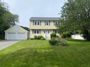 16 Marsh Pond Rd, Bourne, MA 02532