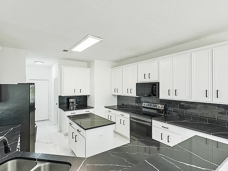 3805 Overlook Ct — Photo 6