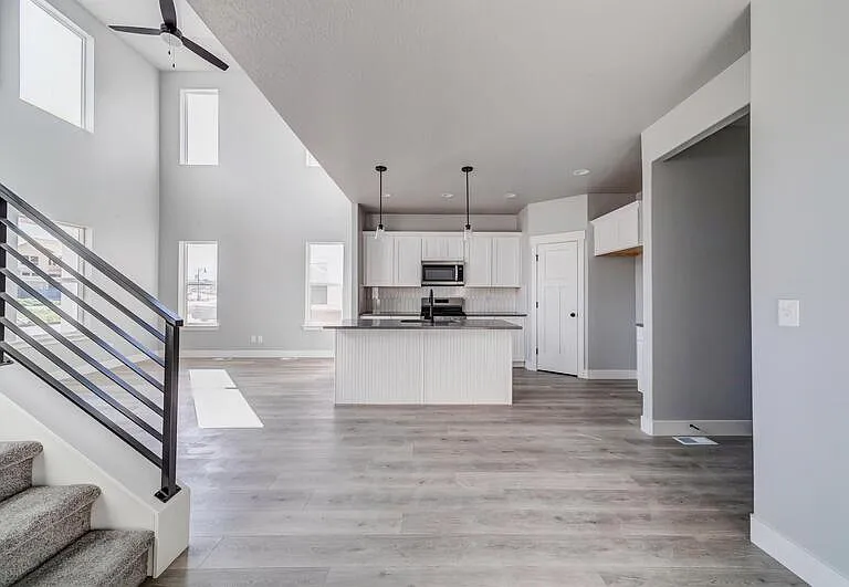 13893 S Little Ridge Ln #ACROSS FROM LAUNDRY — Photo 15