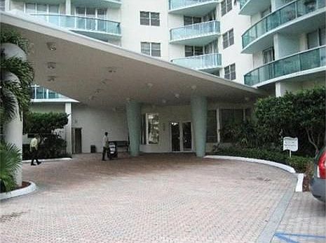 2nd image of 3901 S Ocean Dr APT 7Z