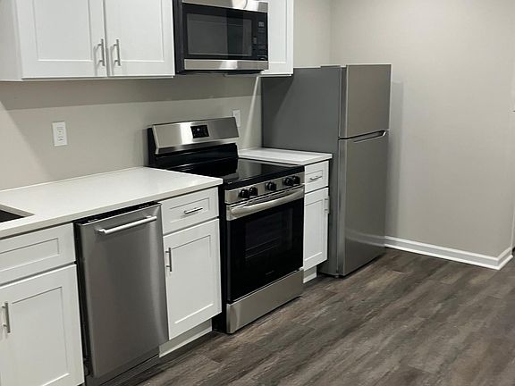 2nd image of 2423 N 10th St #1