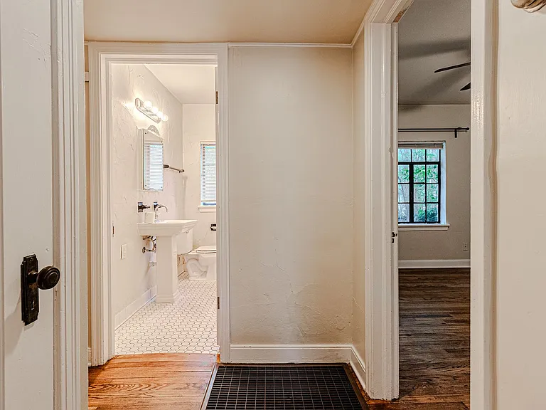 1824 Carey Pl #1 — Photo 16