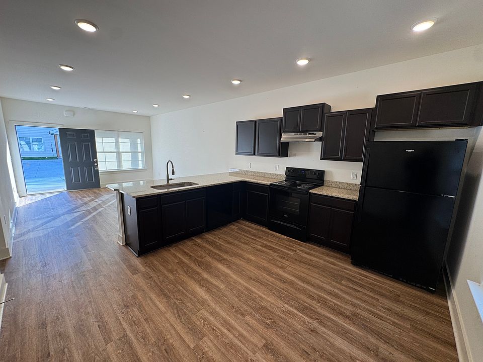 1st image of 54 E Mason Ct #54