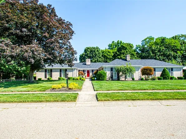 101 Sunrise Cir, Eaton, OH 45320