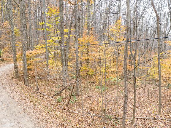 3rd image of 0 Trillium Way