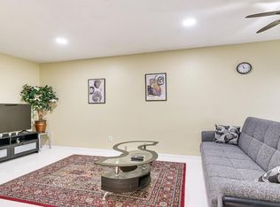 2824 S Bartell Dr APT 27, Houston, TX 77054