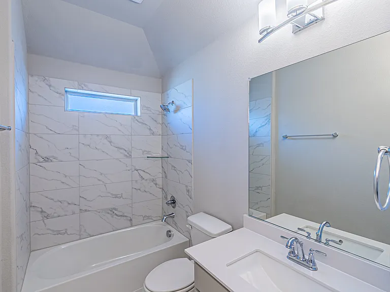 13237 Jonata St — Photo 33