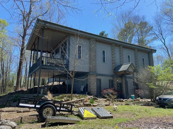 40 Tweede Ln, Camden, TN 38320