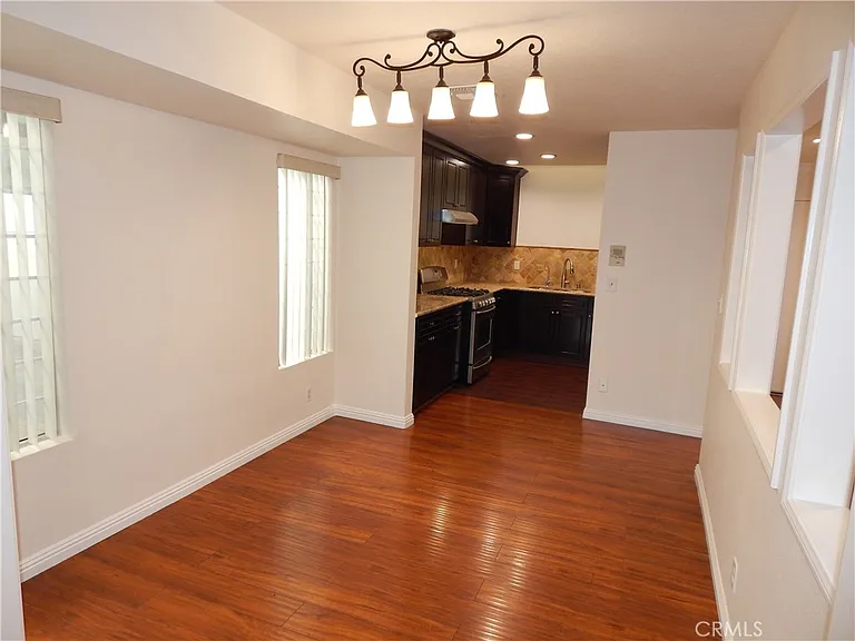 11834 Gilmore St — Photo 7
