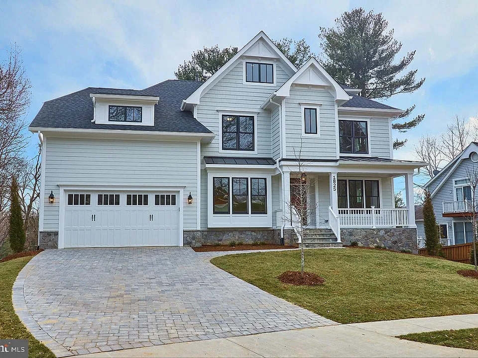 1825 Panarama Ct