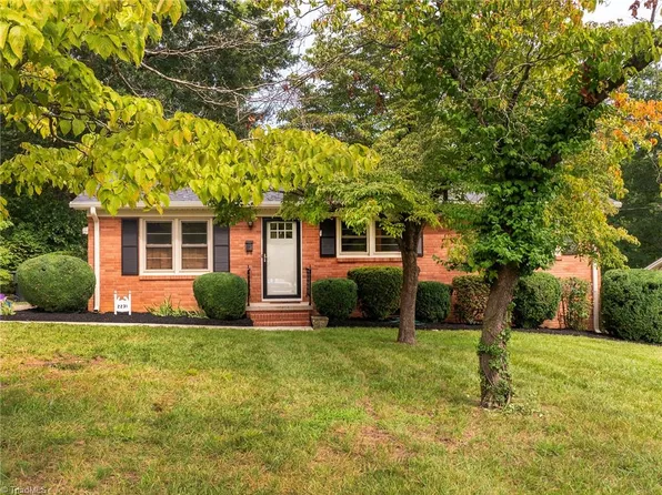 2231 Lacy St, Burlington, NC 27215