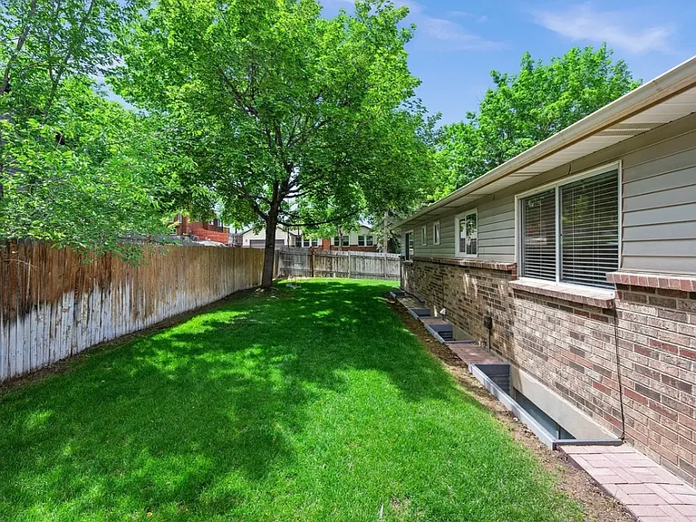10367 S Countrywood Dr #2 — Photo 21