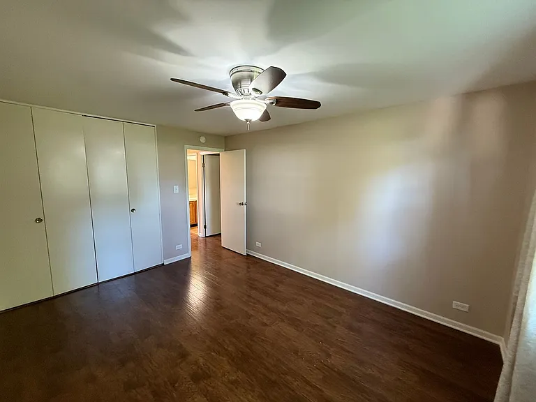 801 E Washington Center Rd — Photo 18