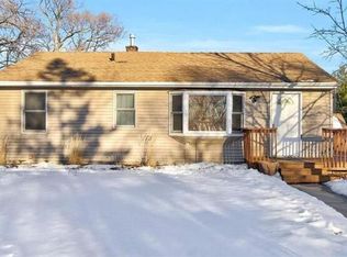 7413 York Ter, Edina, MN 55435