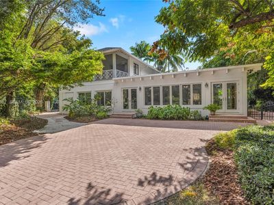 6301 Coral Lake Dr, Miami, FL, 33155