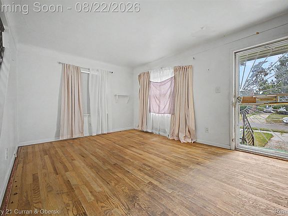 5th image of 18680 Stahelin Ave