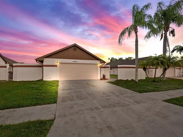 10837 Venice Cir, Tampa, FL 33635