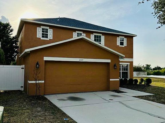 2nd image of 10523 Boyette Creek Blvd