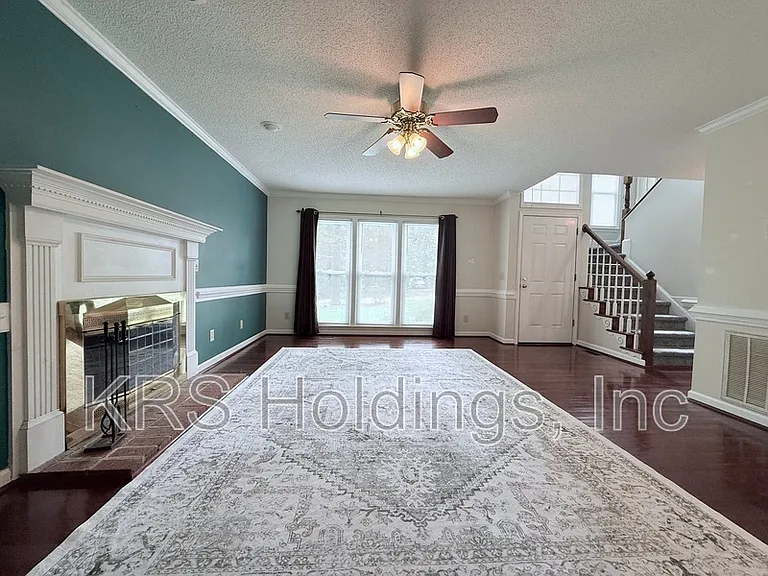 1208 Tobacco Barn Rd — Photo 3