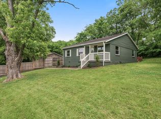 102 Ridgecrest Dr, Hendersonville, TN 37075