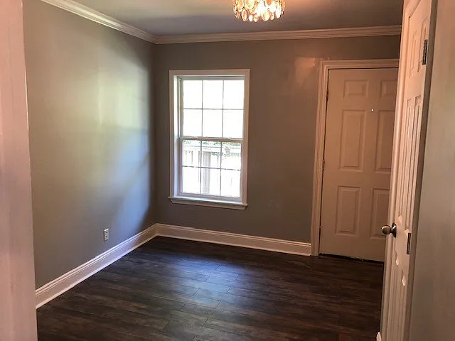 1259 W Bellewood Dr — Photo 9