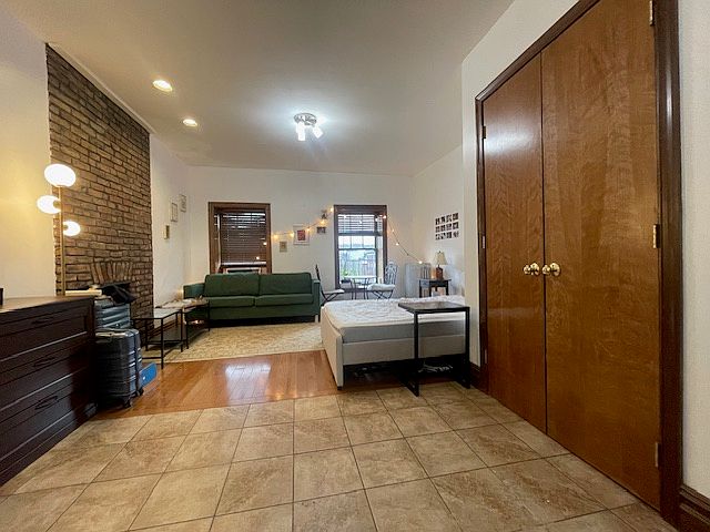 1st image of 162 7th Ave APT C1