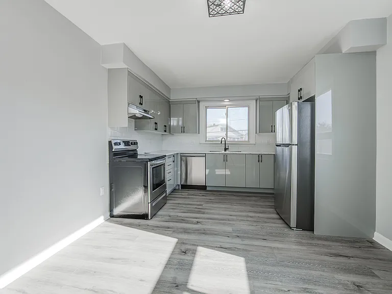 99 Haig St #1 — Photo 5