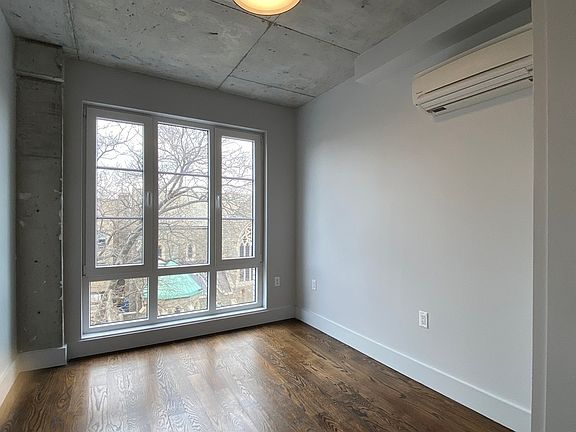 5th image of 31-19 37th St #4E