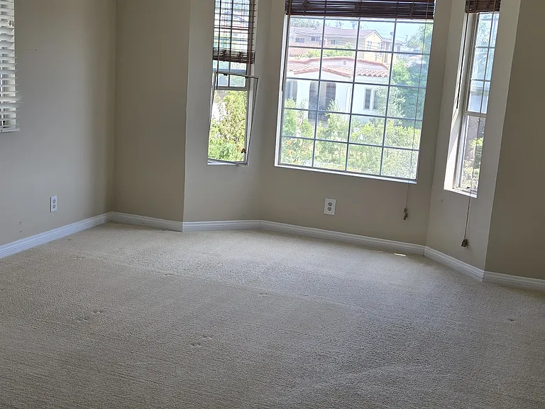 823 Maple St #C — Photo 5