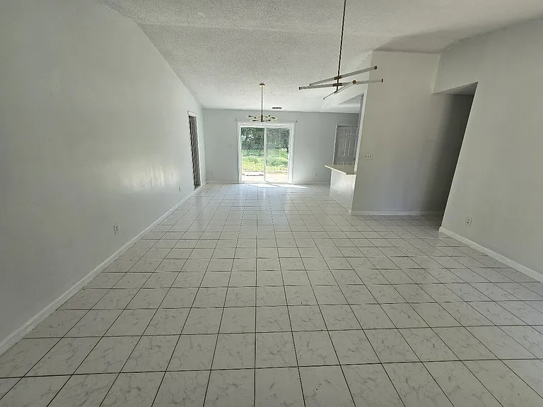 2601 Briar Trail Ct — Photo 2