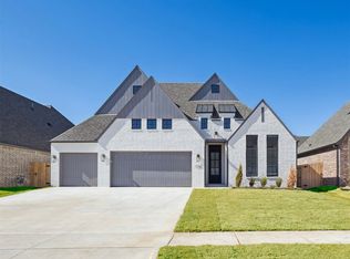 6716 S Gardenia Ave, Broken Arrow, OK 74011