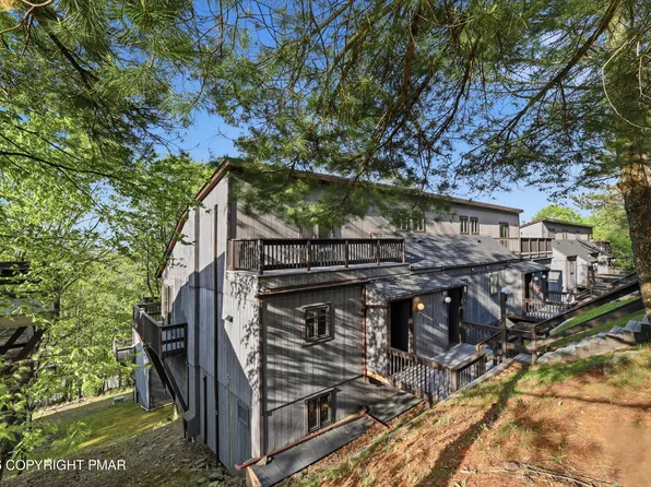 199 Sunbird Way, Tannersville, PA 18372