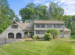 94 Newtown Rd, Acton, MA 01720