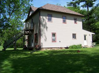 N3638 Klipstein Rd, Elroy, WI 53929