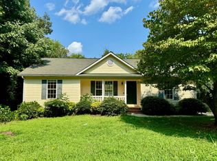 906 N 3rd St, Mebane, NC 27302