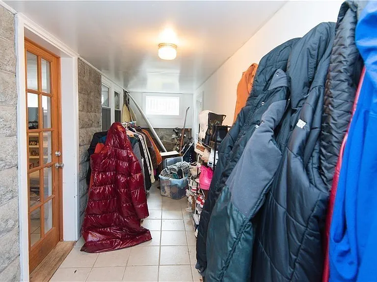 11 Crescent Rd #1 — Photo 15